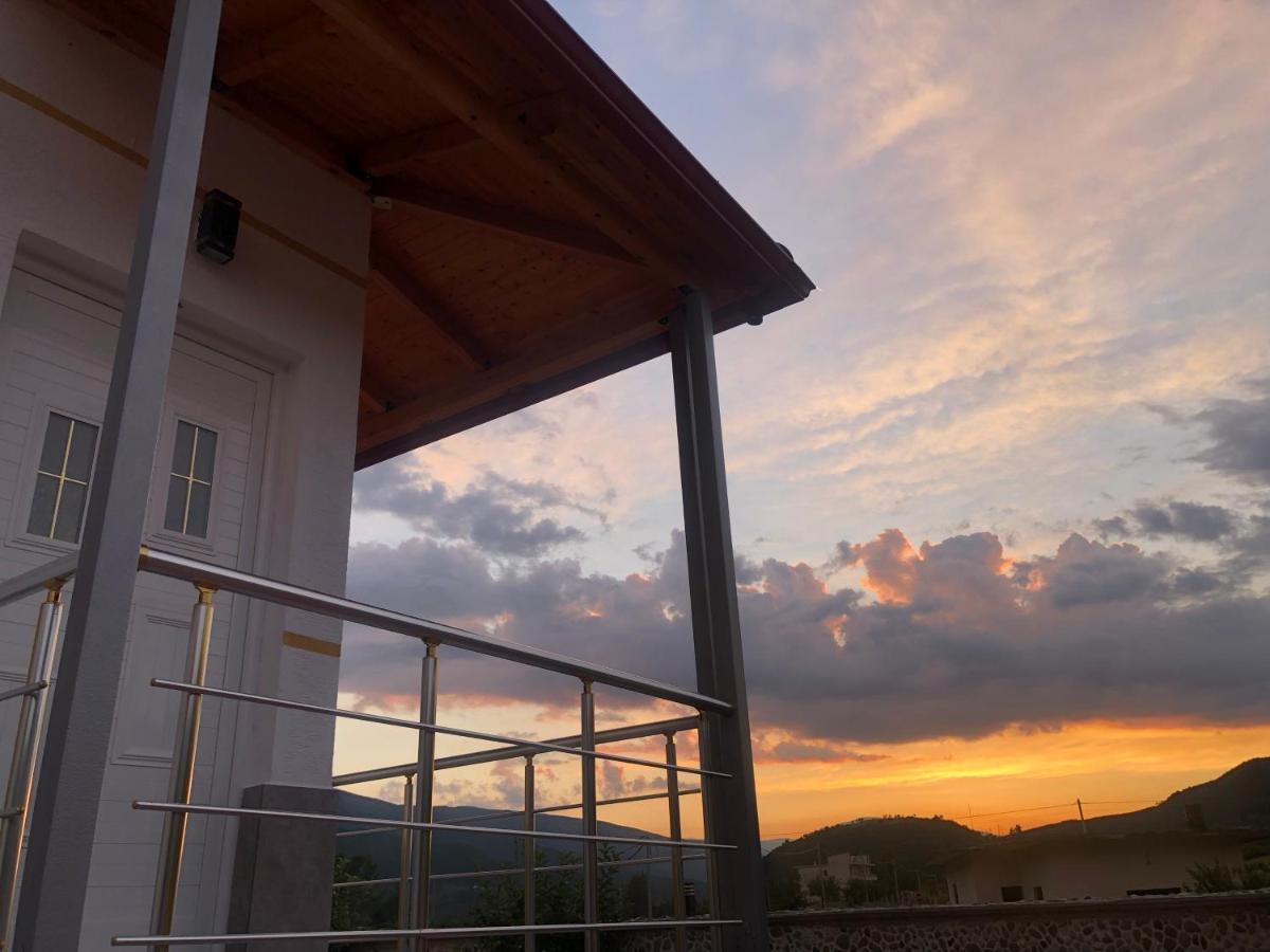 Hotel Apostoli Përmet Екстериор снимка
